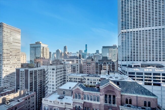 Photo - 200 E Delaware Pl House