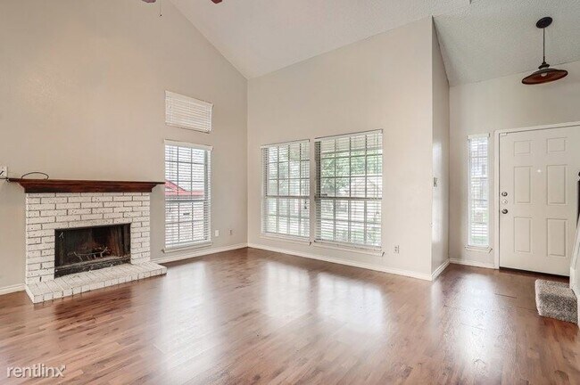 Building Photo - 3 br, 2.5 bath House - 10024 Long Rifle Drive