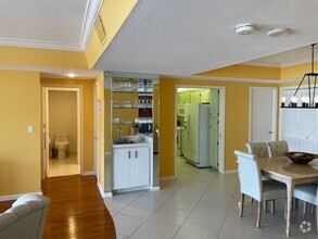 Building Photo - 1036 S Collier Blvd