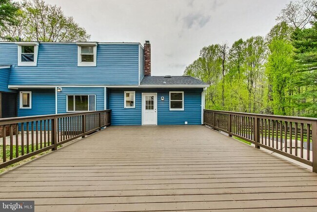 Foto del edificio - 14331 Old York Rd