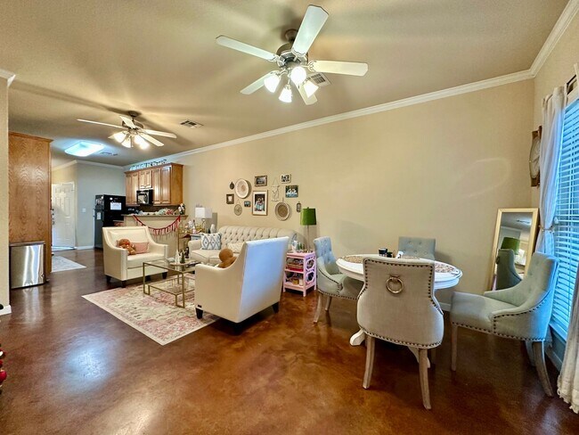 Foto del edificio - 1418 S 10th St