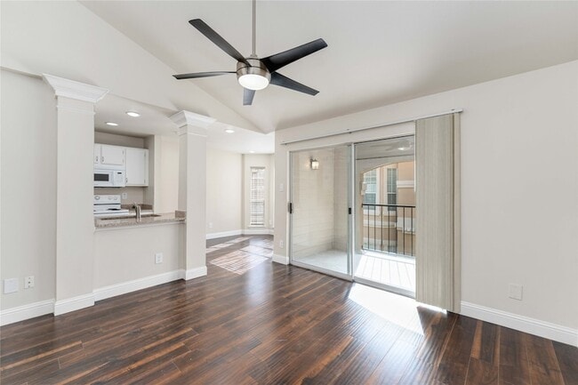 Photo - 3231 Allen Pkwy Apartment