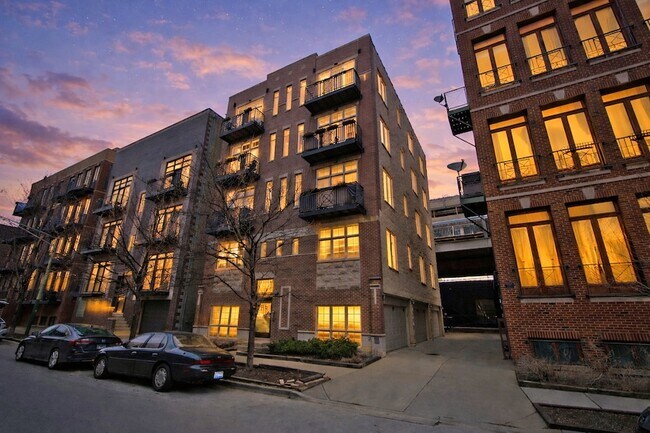 Foto del edificio - 1875 N Winnebago Ave