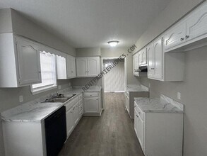 Building Photo - 7809 E 79th Pl