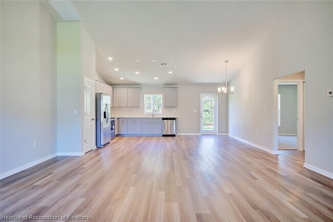 Building Photo - 5523 Castania Dr