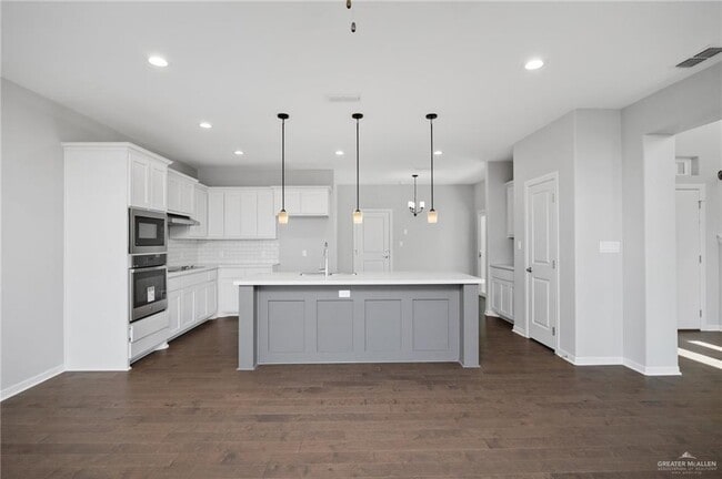 Building Photo - 14616 Aqualina Wy