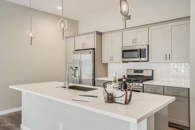 Foto del edificio - 4402 N 36th St
