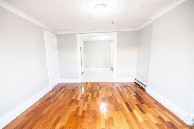 Foto del edificio - 216 Highpoint Ave