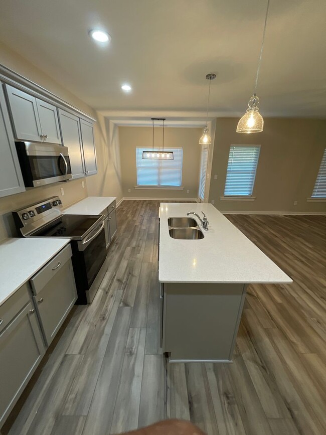 Building Photo - New Construction Home for Rent in Jasper, ...