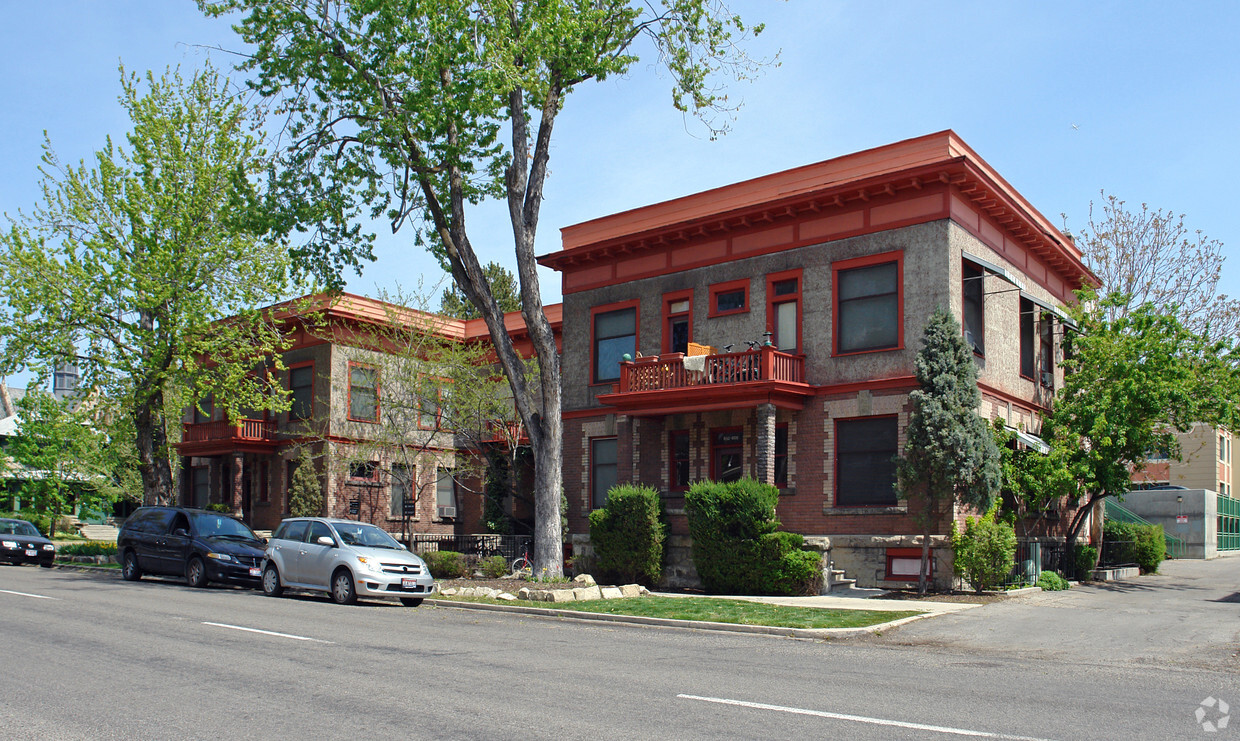 Primary Photo - Franklin Apartments