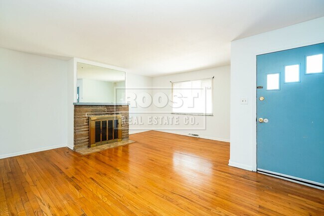 Foto del edificio - 3 Bed 1 Bath Single Family Home Available in Columbus