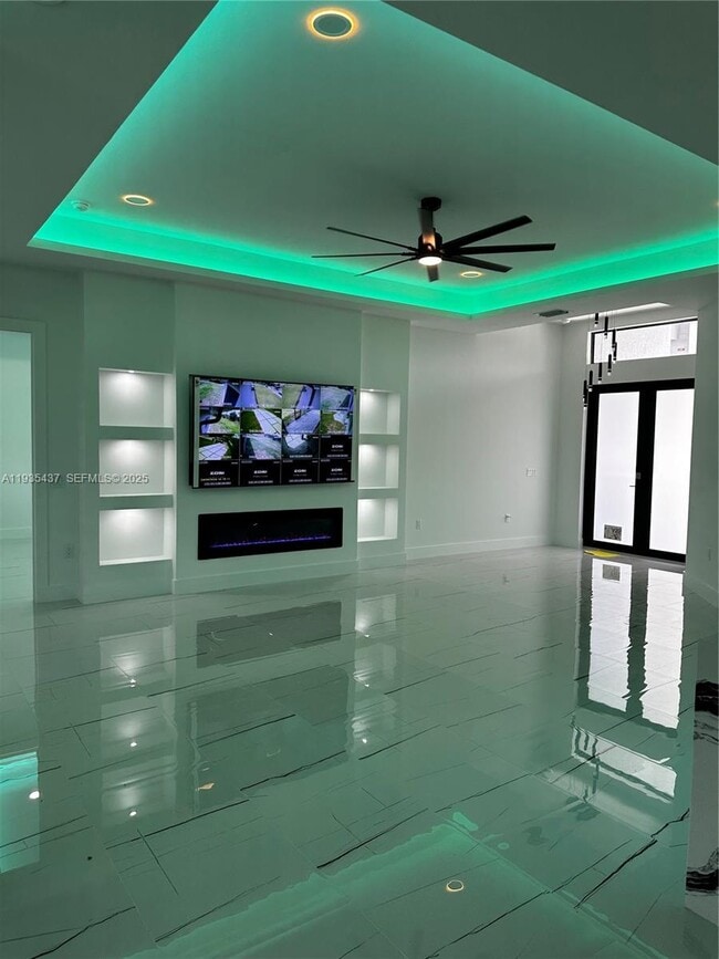 Foto del edificio - 616 Maple Ave N