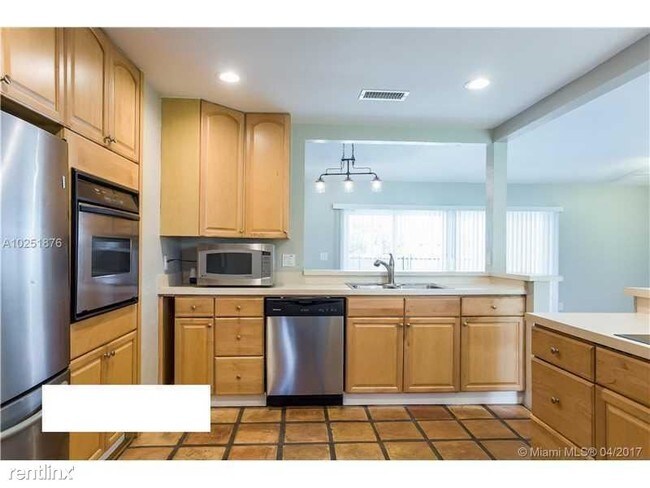 Foto del edificio - 3 br, 2 bath House - 9530 Burlington Pl