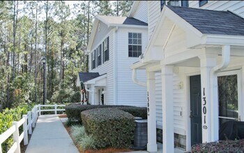 Building Photo - 575 Oakleaf Plantation Pkwy