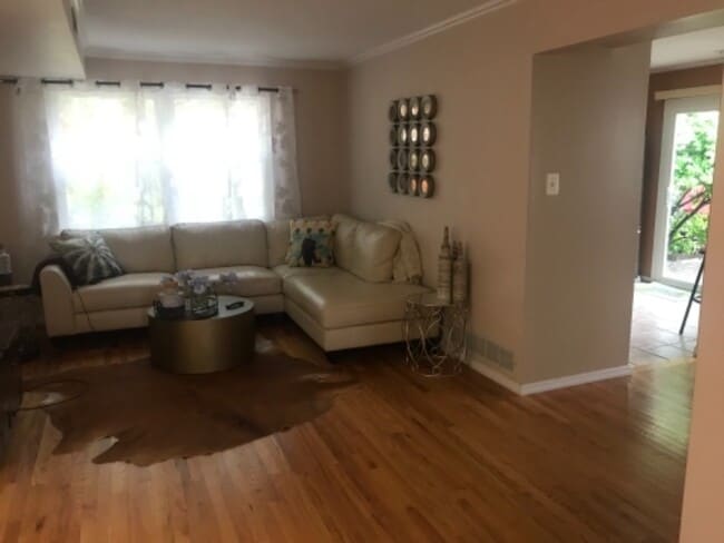 Building Photo - 15026 Liberty Ln