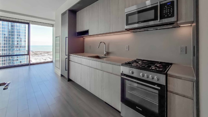 Photo - 101 E Roosevelt Rd (Chicago, IL)