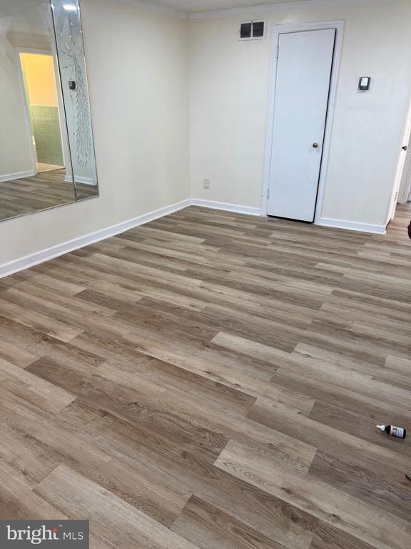 Foto del edificio - 7972 Forrest Ave