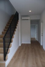 Building Photo - 1376 SW 4th St