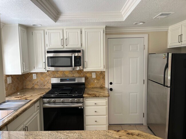 Foto del edificio - Rancho Del Oro Single Family Home