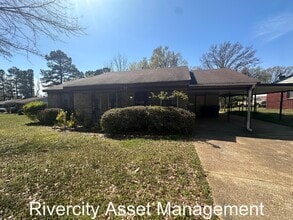 Building Photo - 277 Honduras Dr
