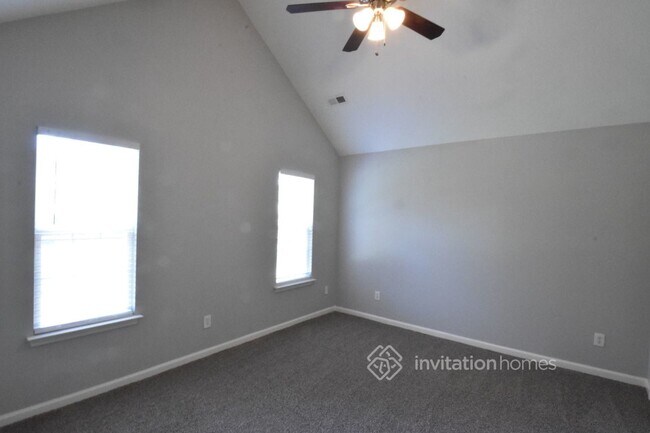 Building Photo - 915 Jordans Pond Ln