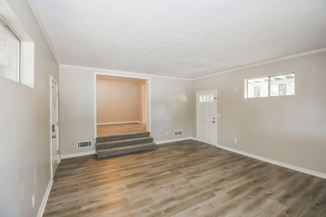 Building Photo - 3910 Jammes Rd
