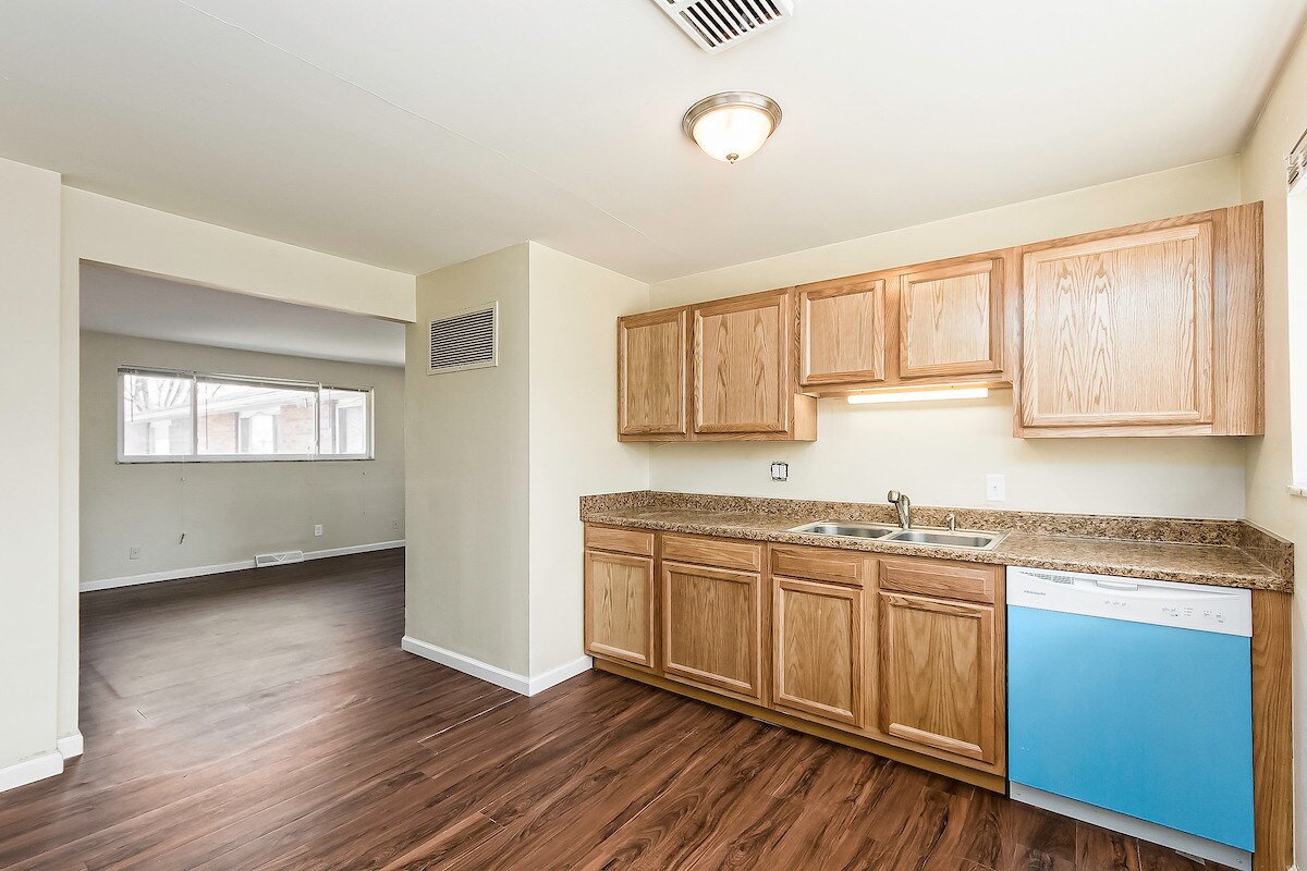 Foto principal - 2279 Holt Ave