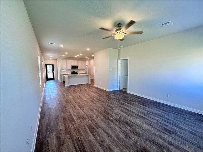 Building Photo - 5815 Blue Grama Dr