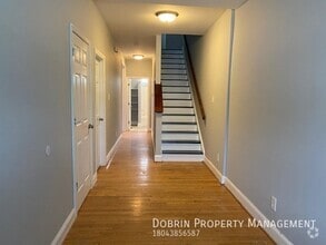 Building Photo - 1322 W Clay St