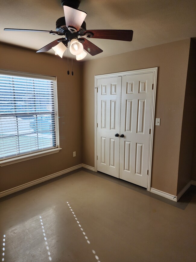 Foto del edificio - 13380 Country Meadow Ln