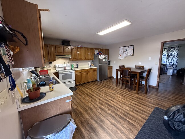 Building Photo - 275 Galavotti Pl