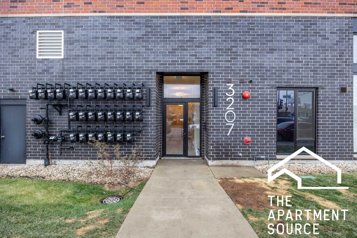 Foto del edificio - 3207 N Narragansett Ave