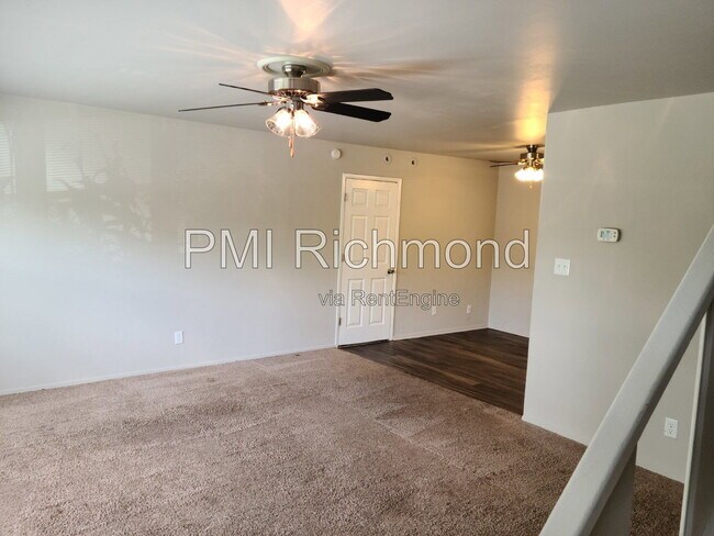 Foto del edificio - 9604 Stoneridge Ln