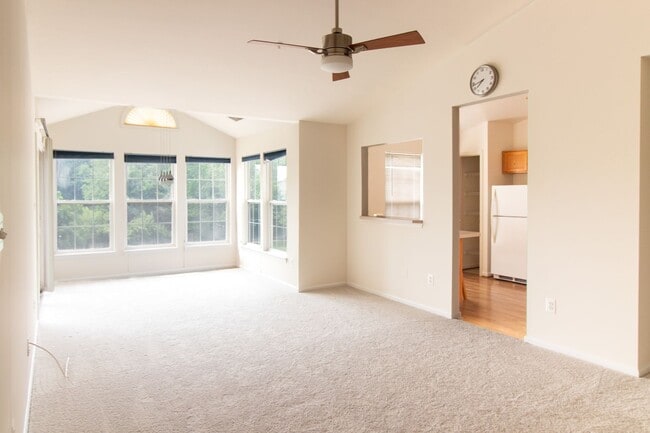 Building Photo - 7505 Calderon Ct