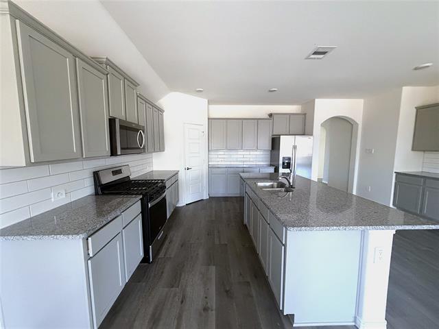 Foto del edificio - 10305 Rambling Brks Ln