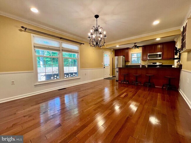 Foto del edificio - 1723 Dryden Way