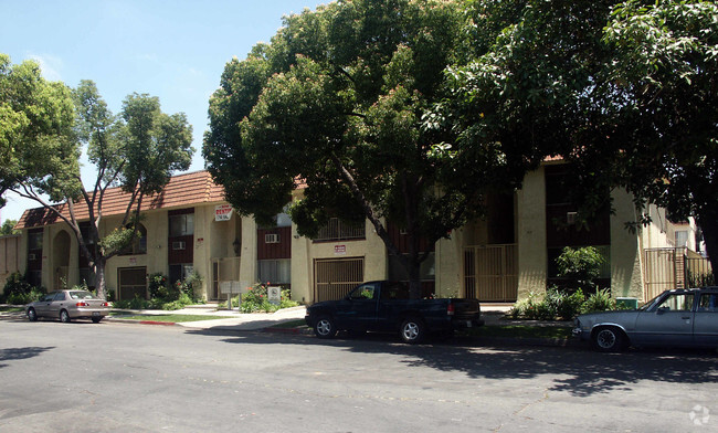 Building Photo - Garfield Apartments