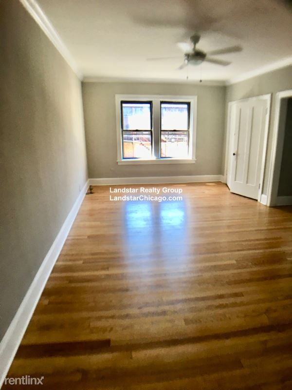 Building Photo - 1337 W Estes Ave