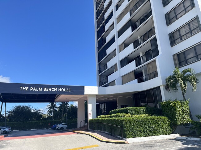 Foto del edificio - 5600 N Flagler Dr