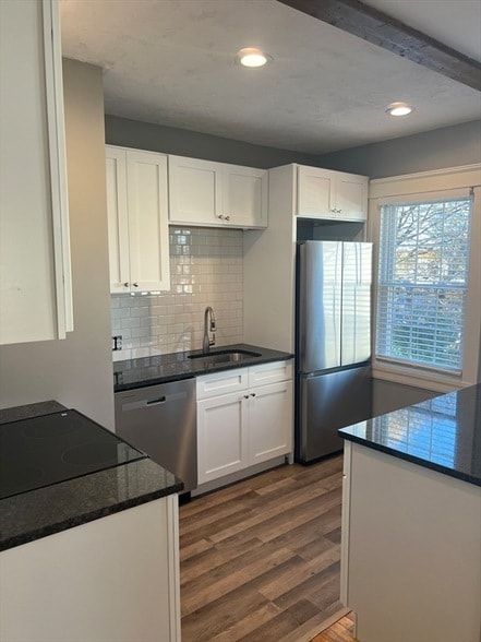 Building Photo - 15 Rosemont Rd