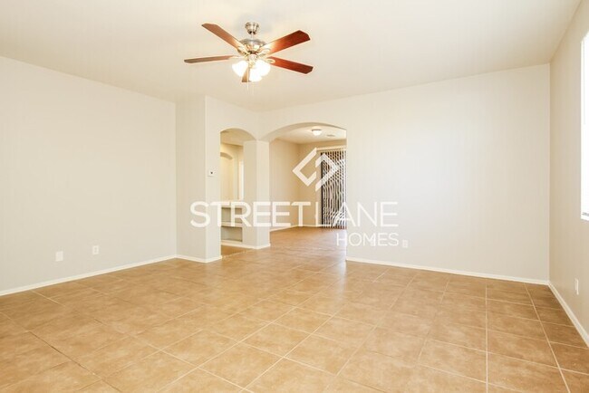 Building Photo - Charming 3 bedroom home in Randolph Ranch-...