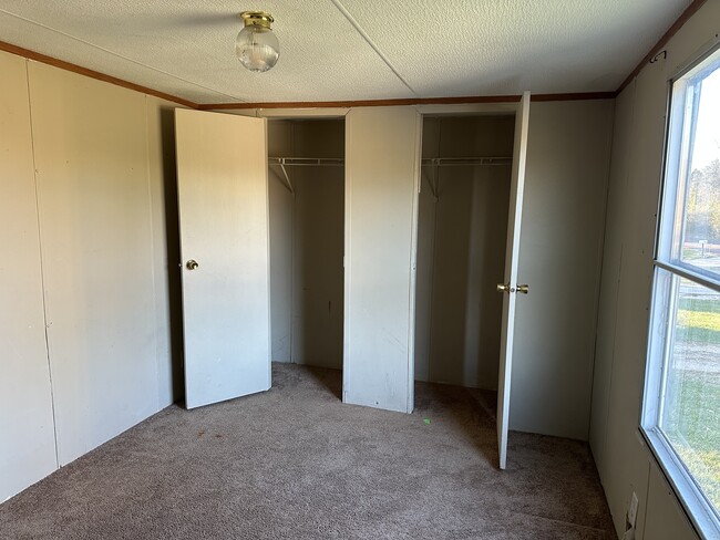Building Photo - 44 Penrod Rd