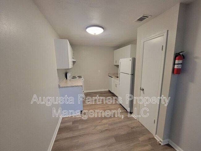 Foto del edificio - 112 3rd St