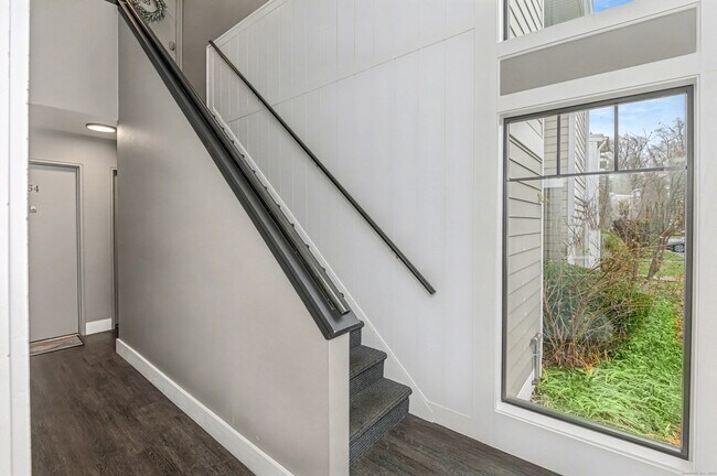 Foto del edificio - 53 Lawson Ln