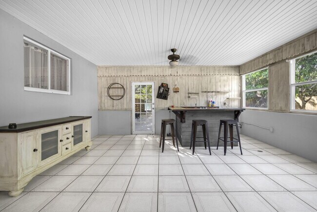 Foto del edificio - 15225 SW 235th St