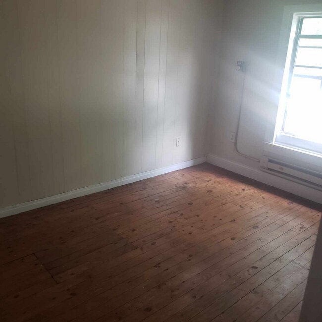 Foto del edificio - 720 E James St