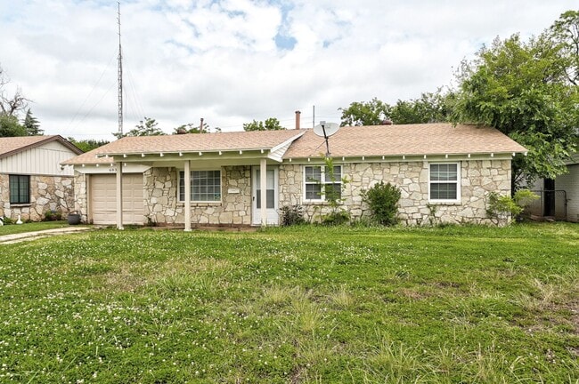 Building Photo - Cozy Cute 3BD/1BTH Home In Midwest City, M...
