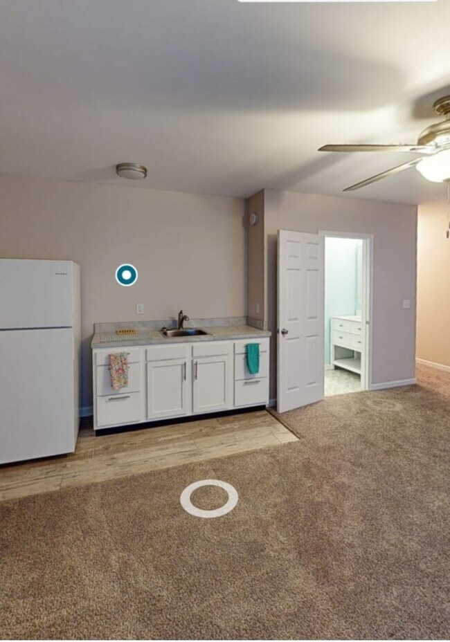 Foto del edificio - 8024 Cloudcroft Ln
