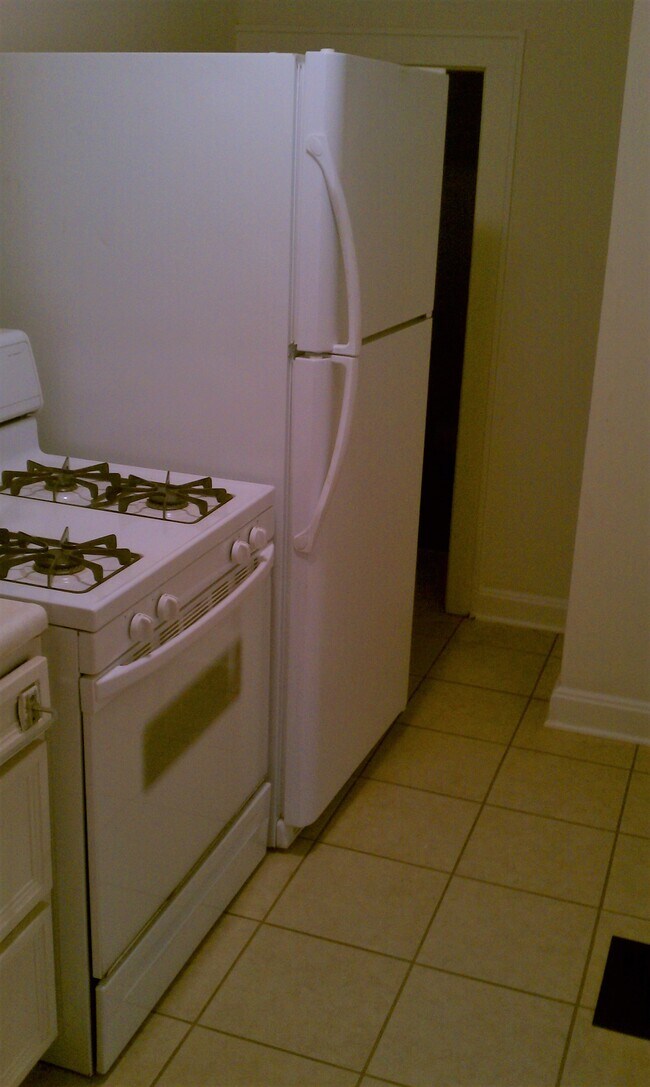 Foto del edificio - 499 Wyandotte Ave