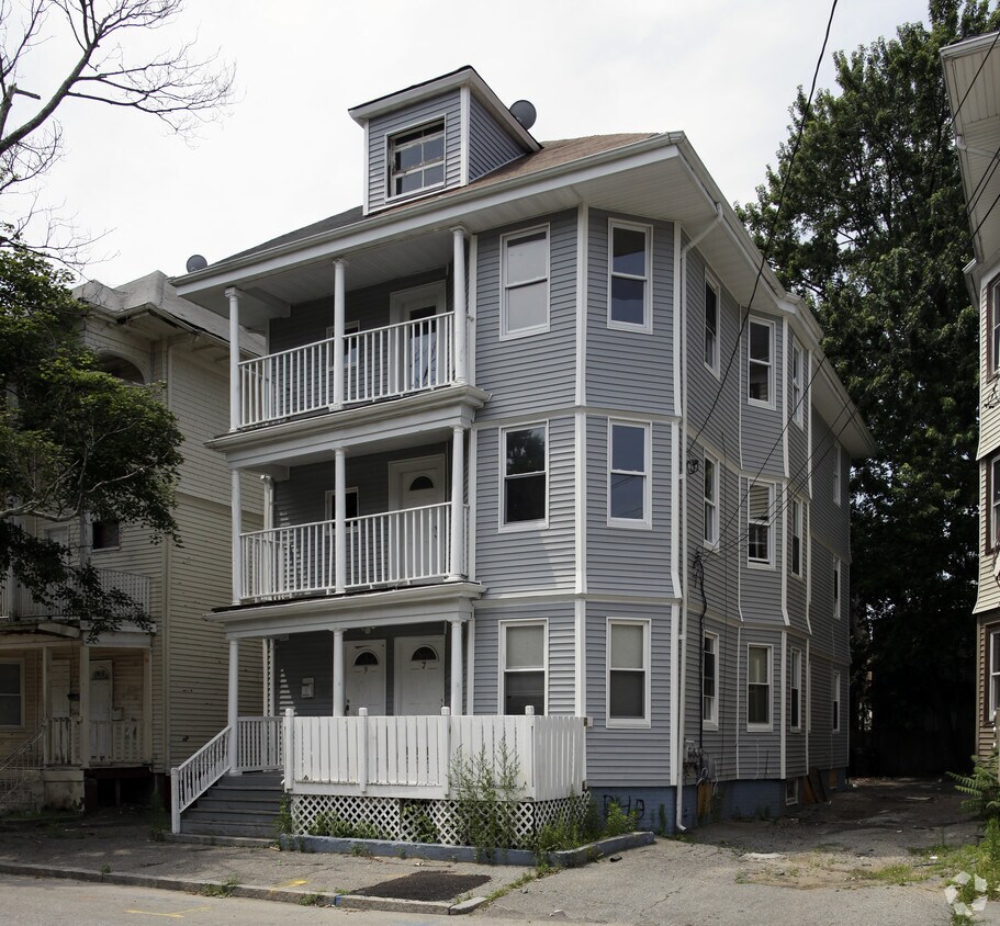 Primary Photo - 7 Mount Vernon St